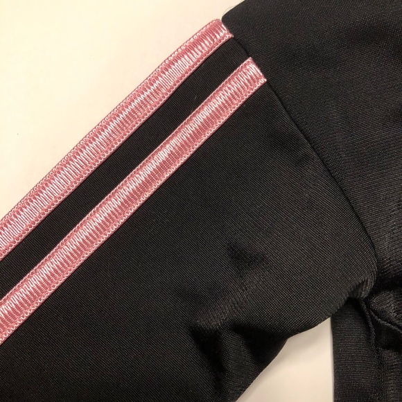 Adorable Adidas black and pink track suit size 2t - Picture 2 of 4